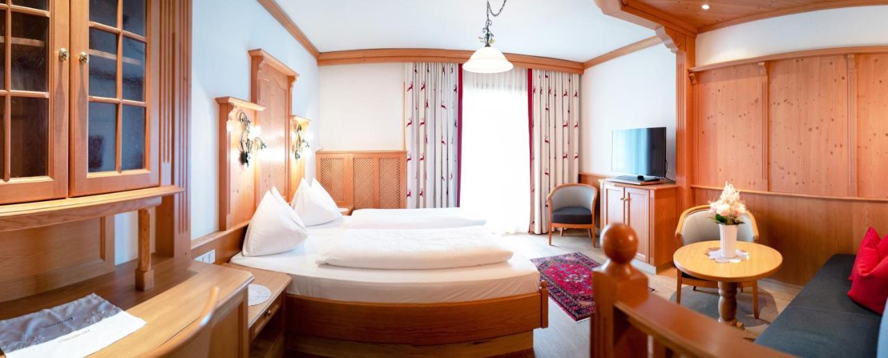 Hotel Herrschaftstaverne Haus im Ennstal Εξωτερικό φωτογραφία
