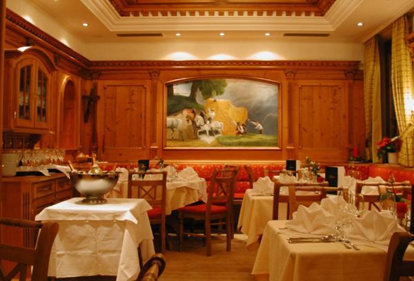 Hotel Herrschaftstaverne Haus im Ennstal Εξωτερικό φωτογραφία